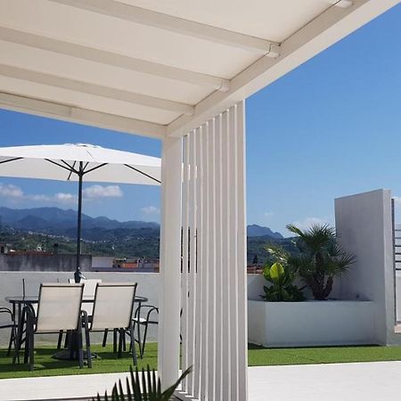 L'Isola Di Ago Apartment Torregrotta Екстериор снимка