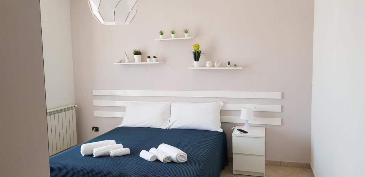 L'Isola Di Ago Apartment Torregrotta Екстериор снимка