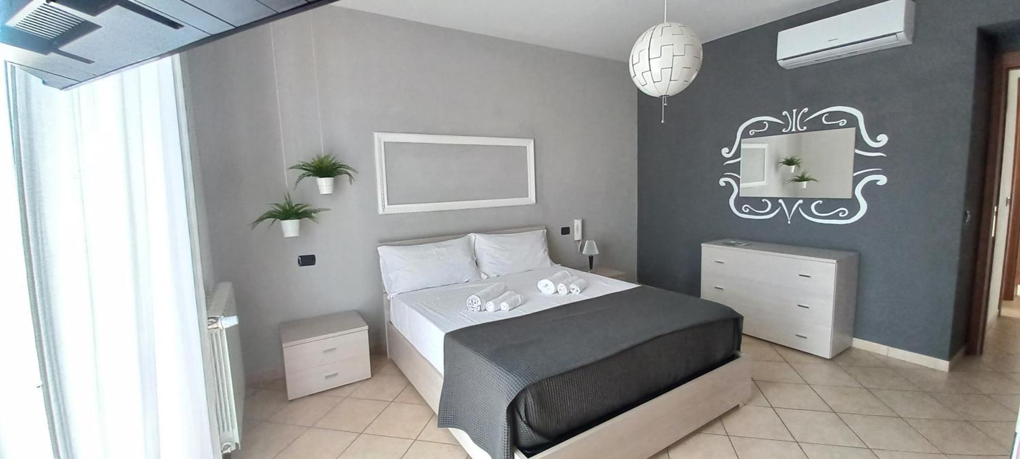 L'Isola Di Ago Apartment Torregrotta Екстериор снимка