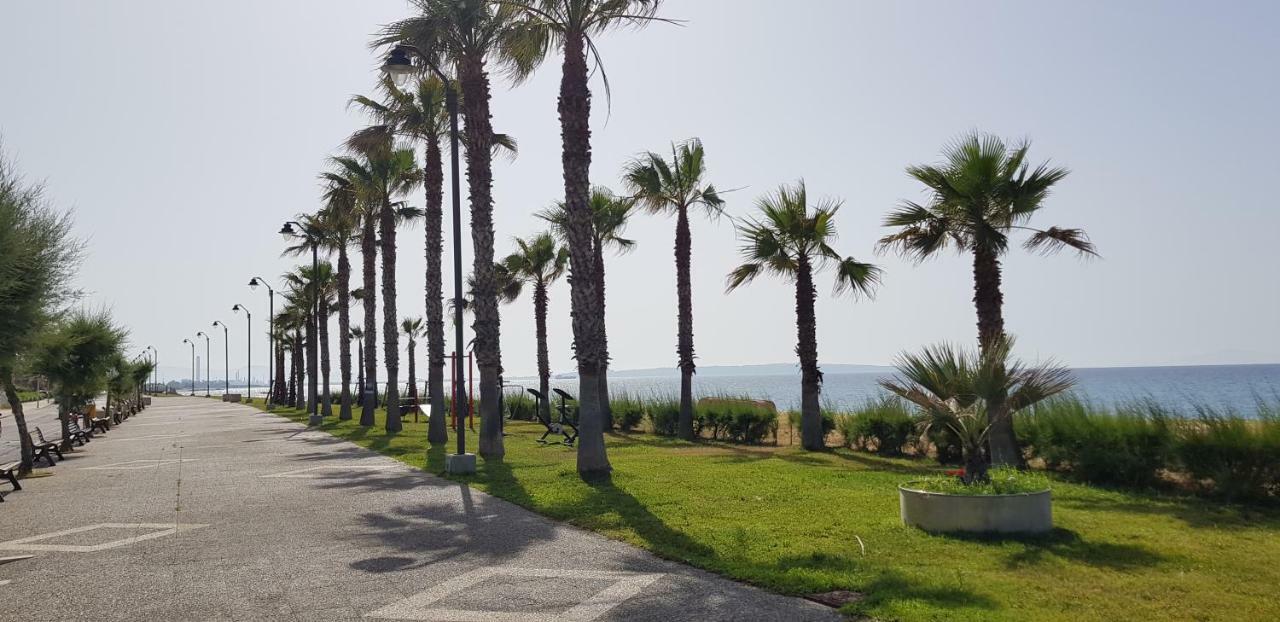 L'Isola Di Ago Apartment Torregrotta Екстериор снимка